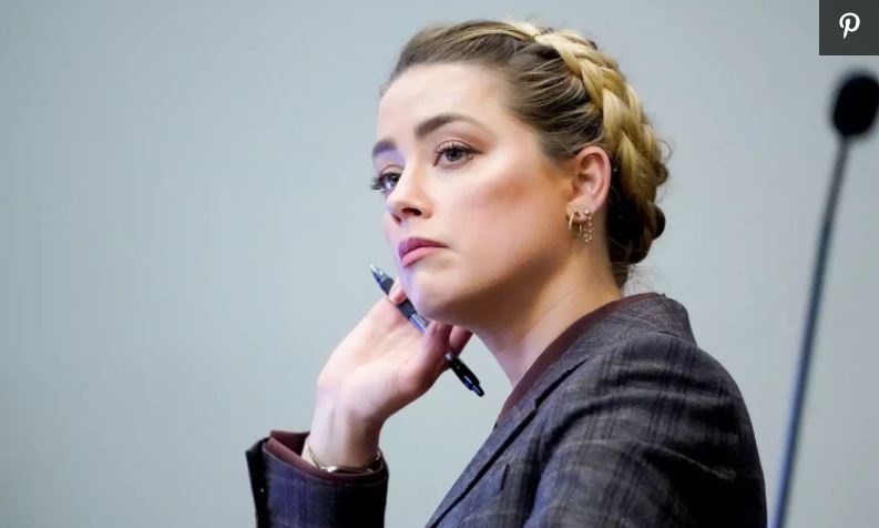 vu kien Amber Heard anh 1