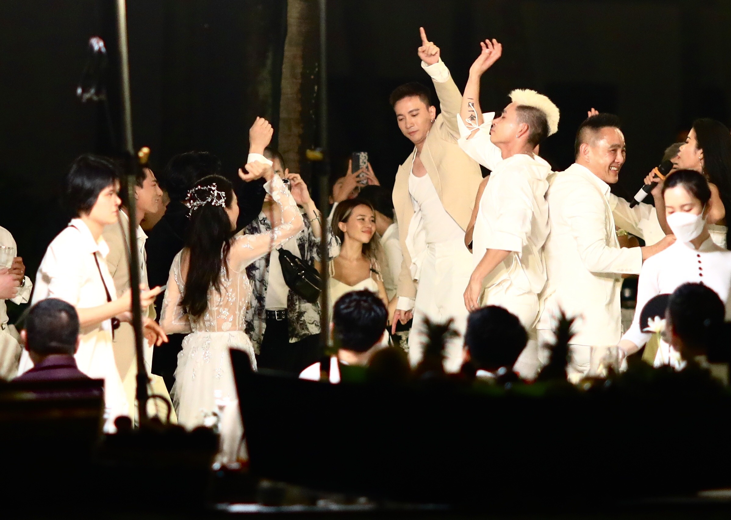 le cuoi cua ngo thanh van anh 8