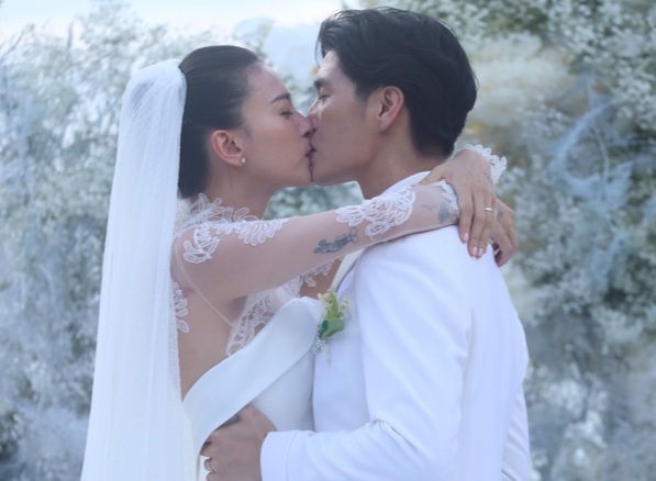 Huy Tran hua o le cuoi: 'Se luon xin loi truoc neu vo chong gian nhau' hinh anh