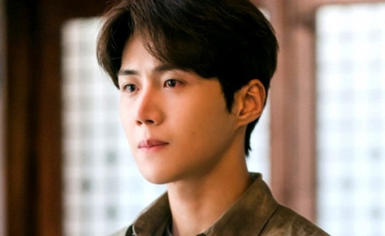 Kim Seon Ho xin loi hinh anh