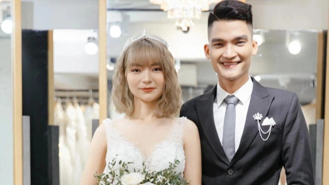 Mac Van Khoa to chuc le cuoi ngay 5/6 hinh anh