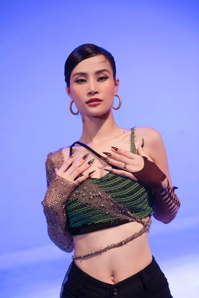 Dong Nhi va fan anh 4