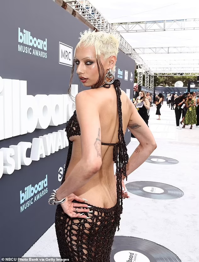 Billboard Music Awards 2022 anh 7