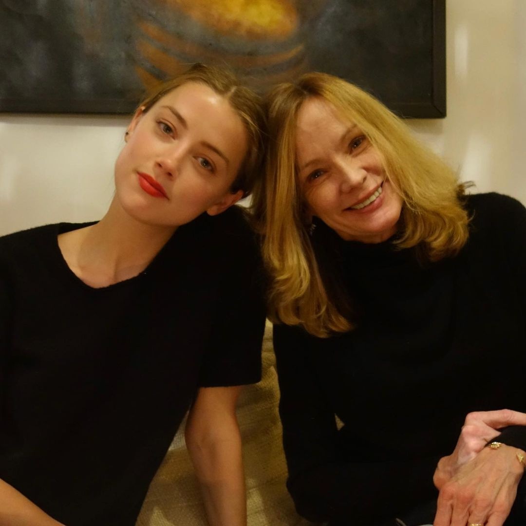 phan ung cua cha me Amber Heard anh 1