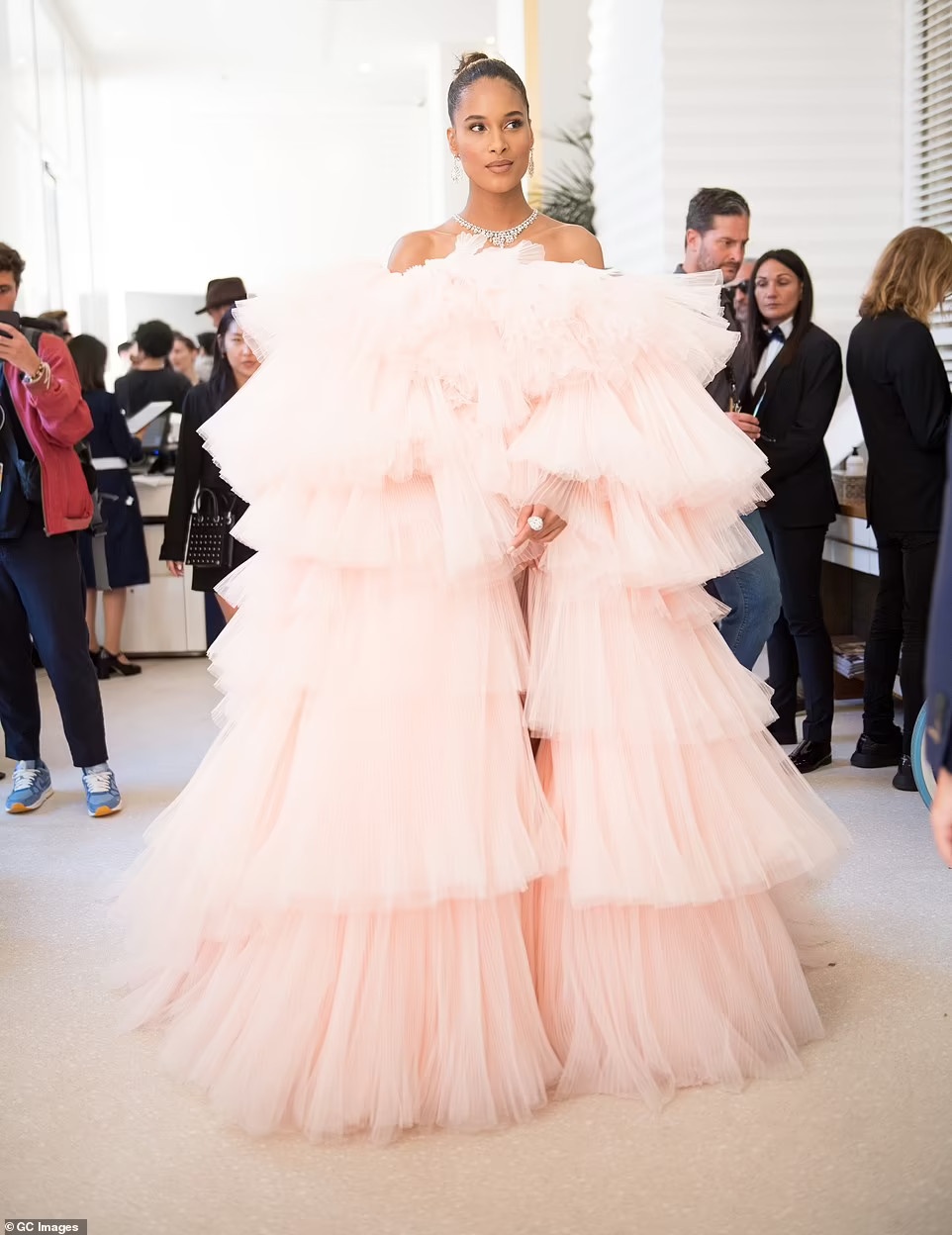 Alessandra Ambrosio anh 16