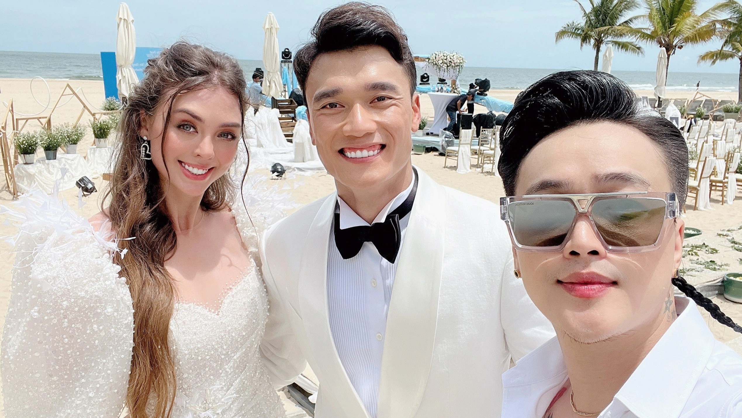 Thanh vien nhom HKT du le cuoi thu mon Bui Tien Dung hinh anh