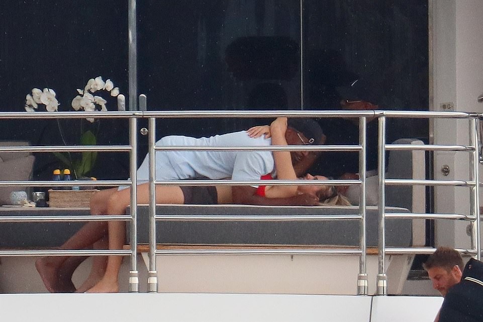 Jamie Foxx va ban gai o cannes anh 1