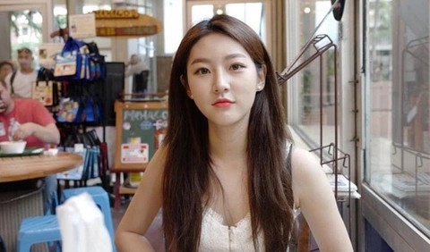 Kim Sae Ron huy lich quay phim sau khi gay tai nan, bo tron hinh anh