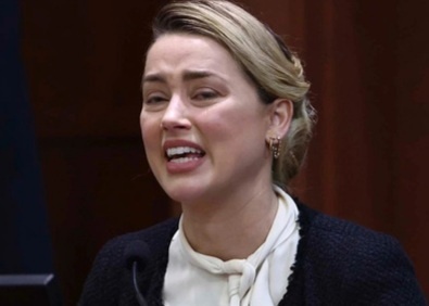 Amber Heard keu cuu hinh anh