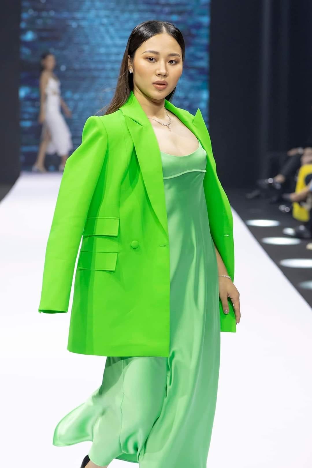 hoa hau hoan vu viet nam anh 4