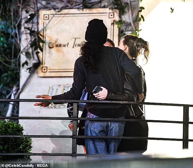 con gai Johnny Depp anh 2