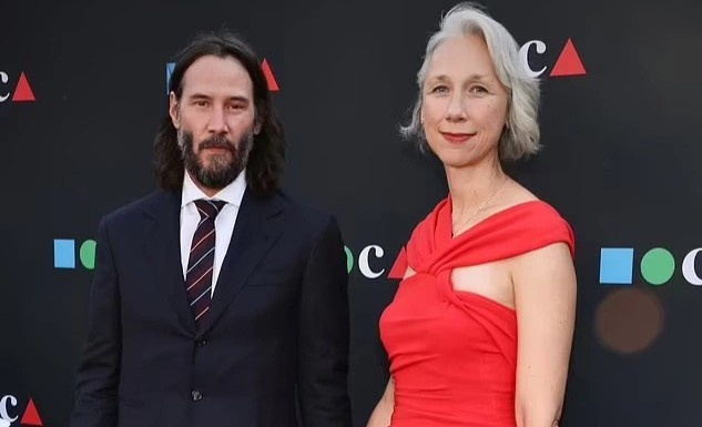 Keanu Reeves va ban gai sau 3 nam hen ho hinh anh