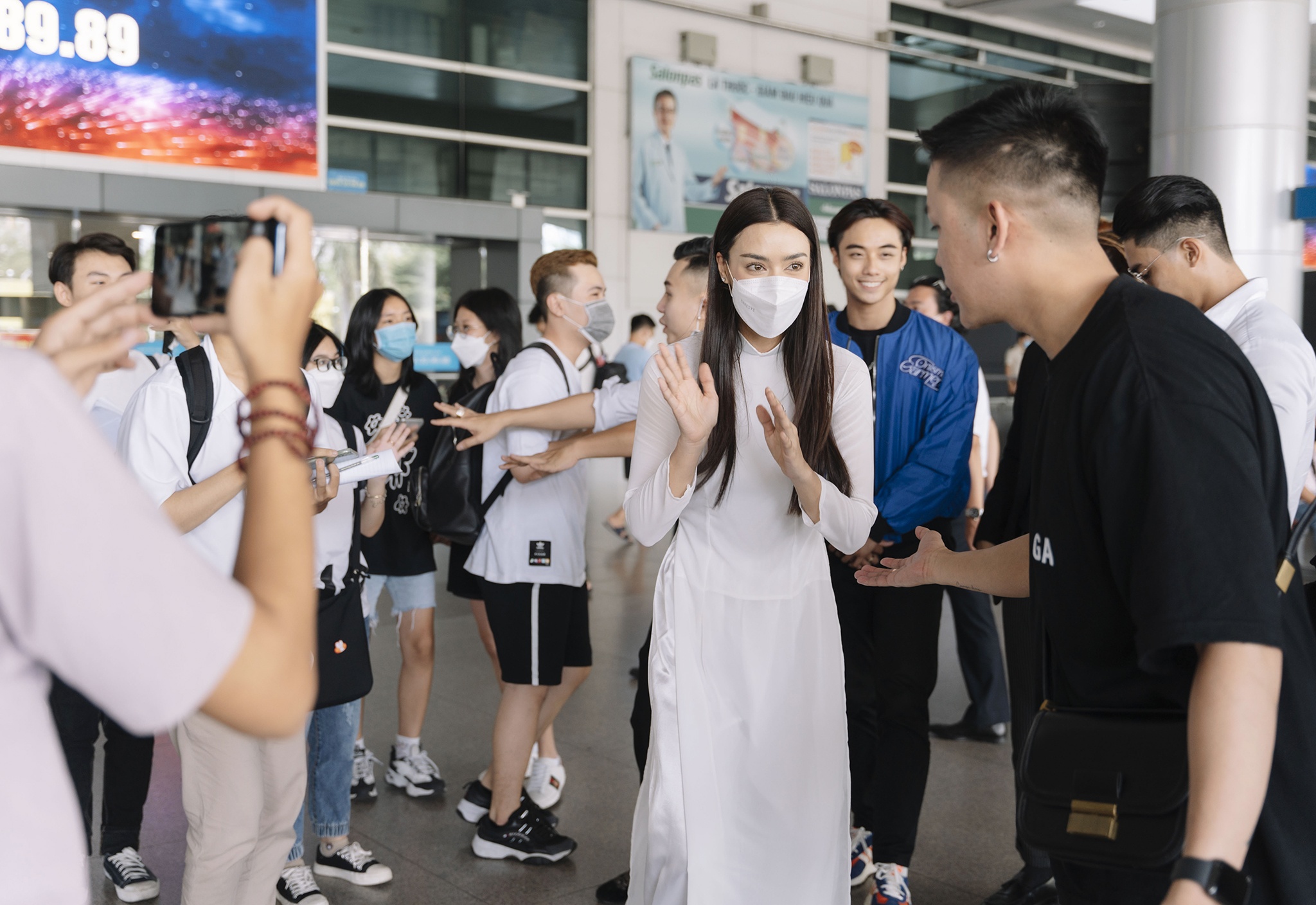 hoa hau  Amanda Obdam anh 6