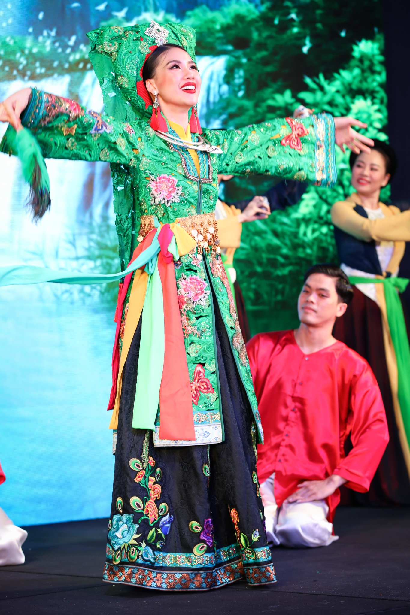 ho ahauaj hoan vu viet nam anh 2