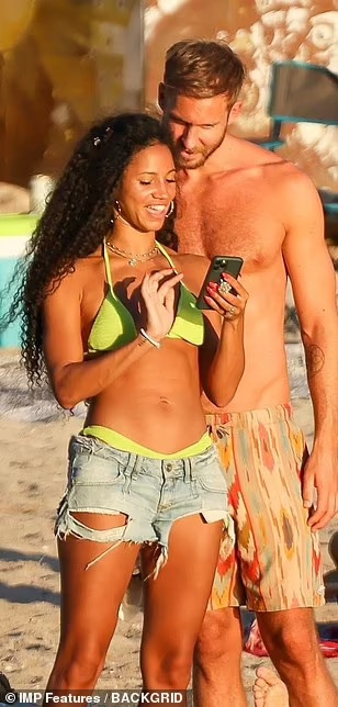 ban gai cua Calvin Harris anh 3