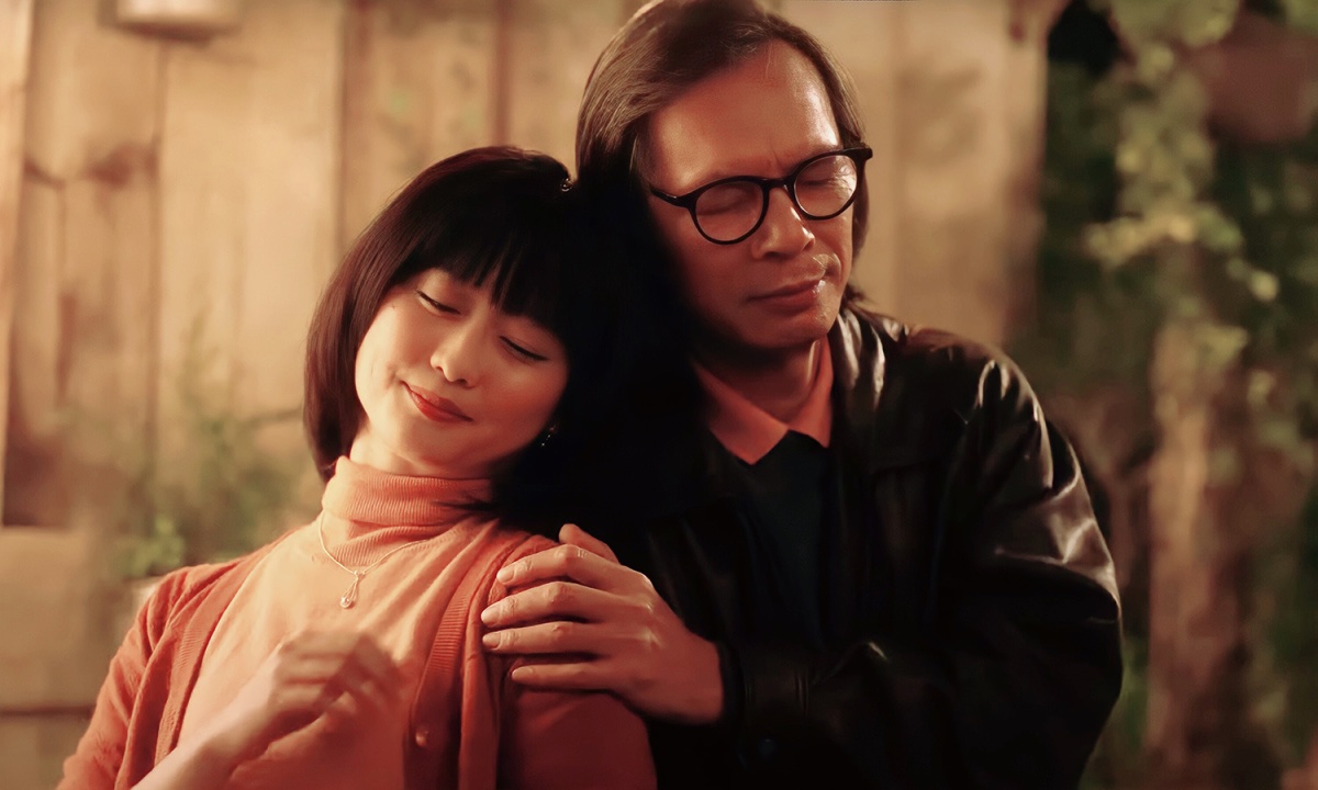 review Em va Trinh anh 4