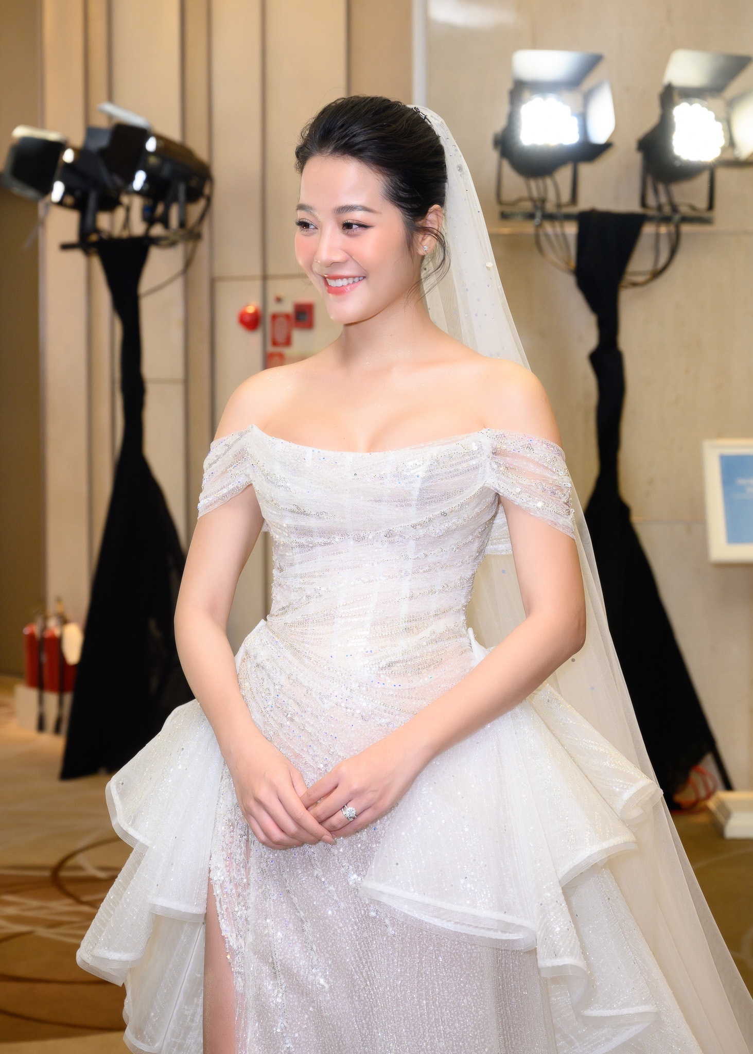 dien vien karen nguyen ket hon anh 9