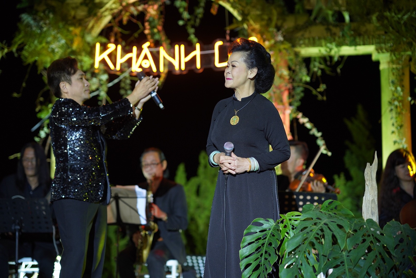 danh ca Khanh Ly anh 10