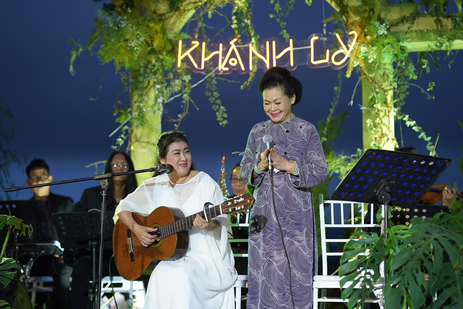 danh ca Khanh Ly anh 7