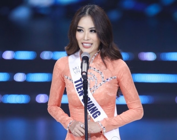 Le Nam thuyet trinh bang tieng Anh hinh anh