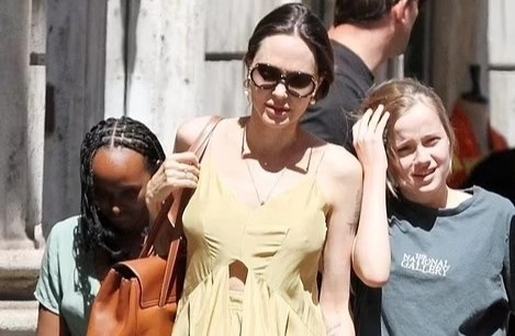 Con gai ut 14 tuoi cao gan bang Angelina Jolie hinh anh