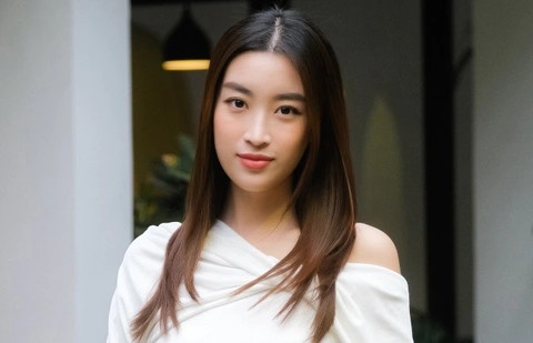 Do My Linh duoc Chu tich CLB Ha Noi cau hon? hinh anh