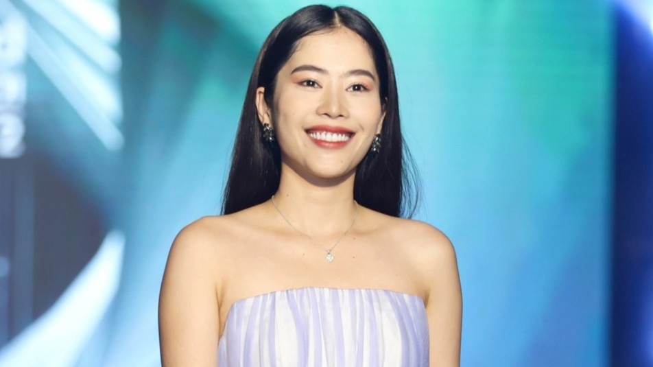 Nam Em va 37 nguoi dep truoc chung ket  Hoa hau The gioi Viet Nam hinh anh