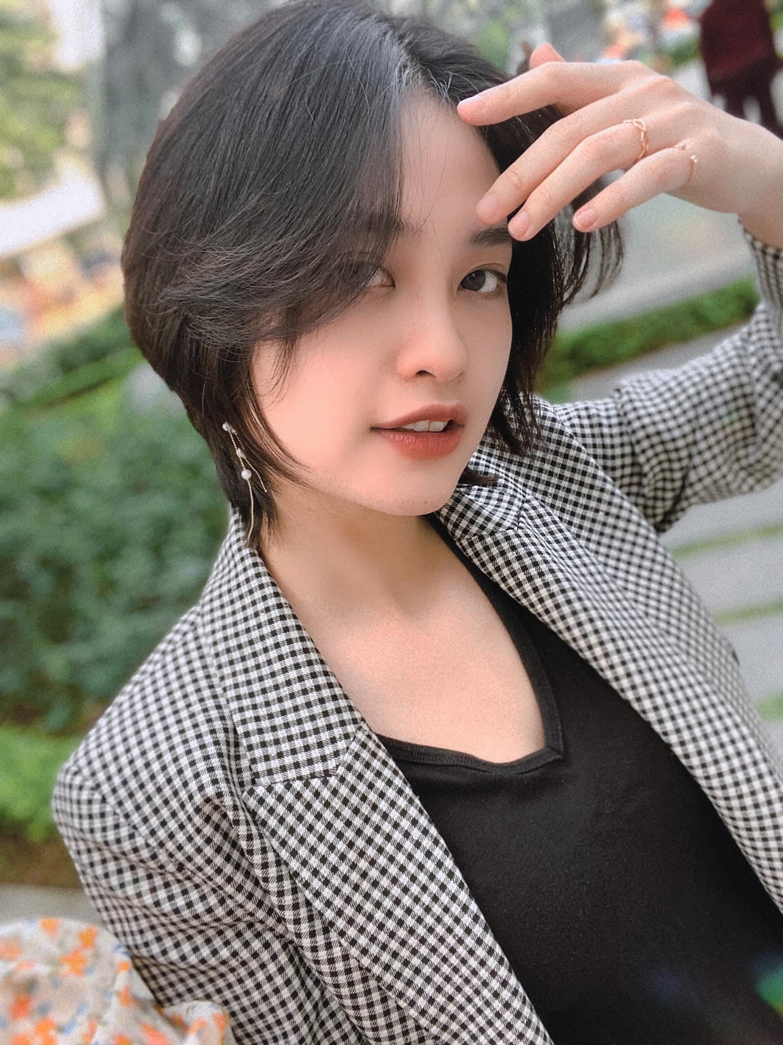 hoa hau thuy hang anh 8