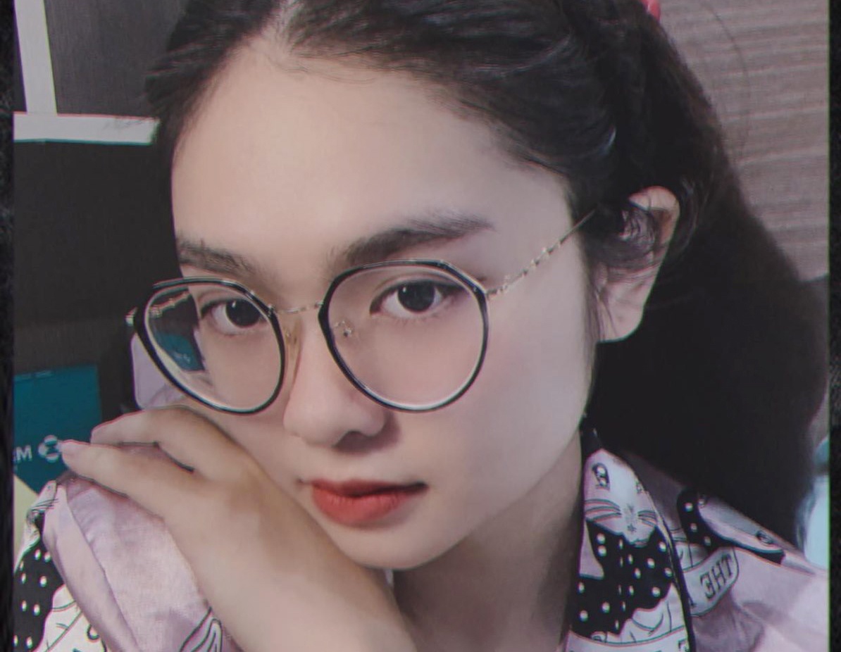 Gia dinh mat lien lac voi quan quan Thien Nhan hinh anh