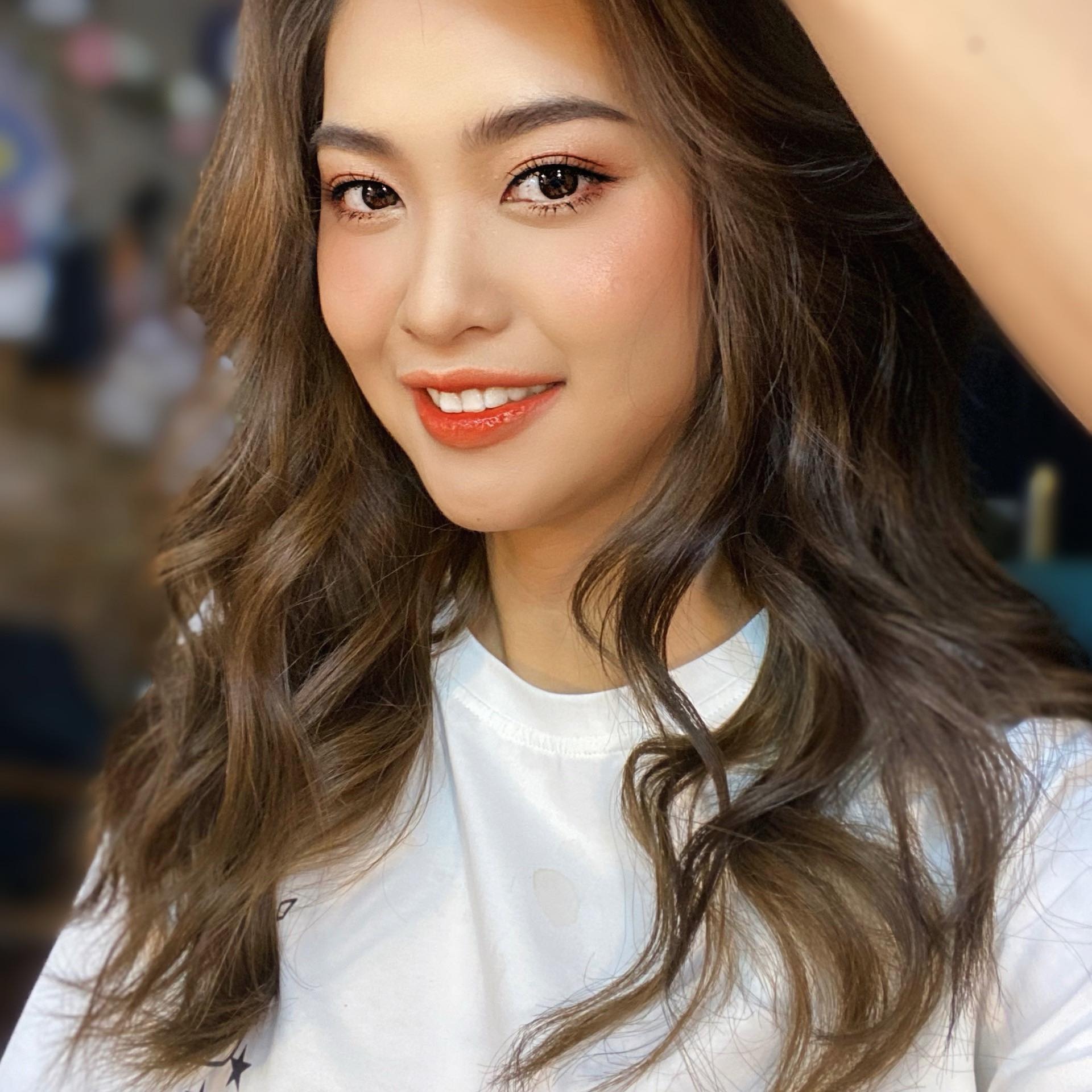 hoa hau thuy hang anh 3