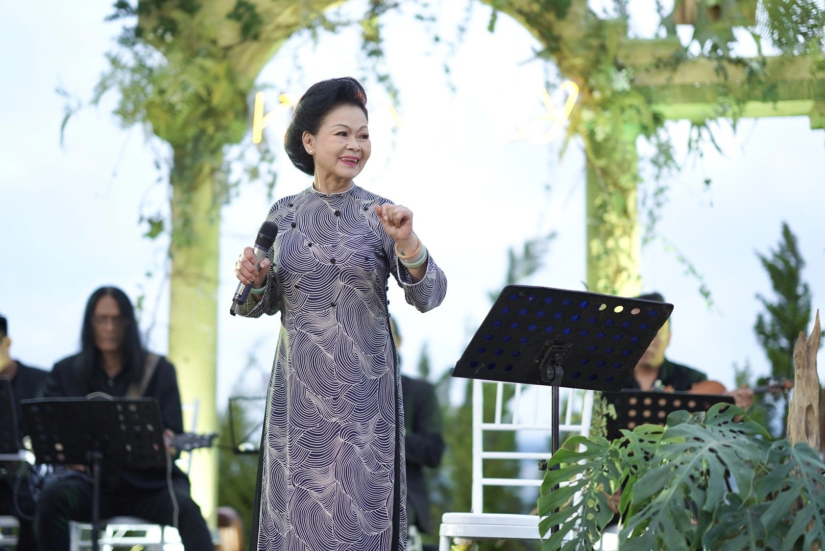 danh ca khanh ly anh 1