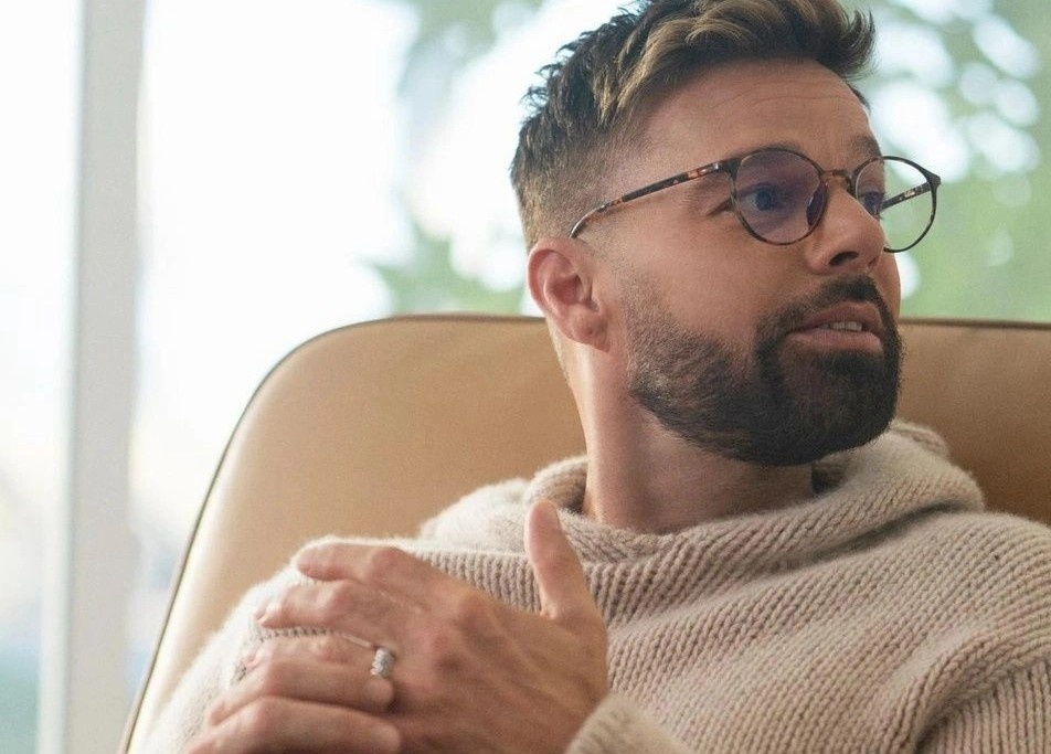 Ricky Martin hau toa hinh anh