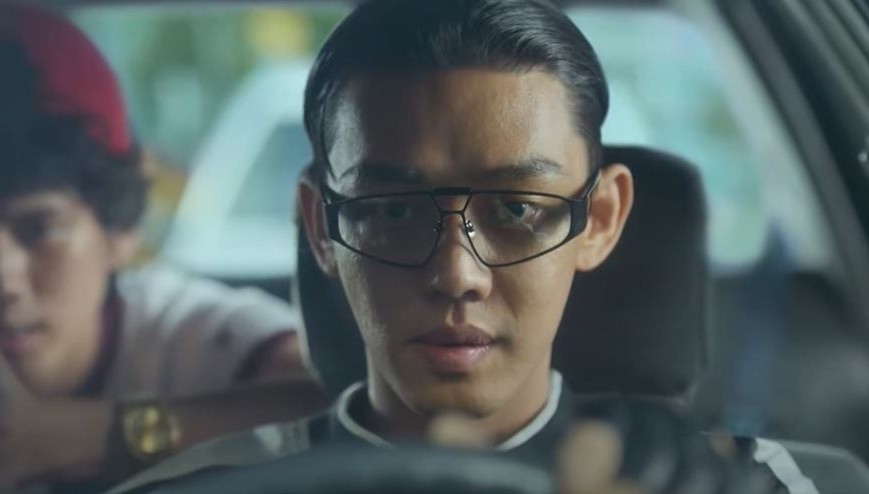 Yoo Ah In dong vai quai xe hinh anh