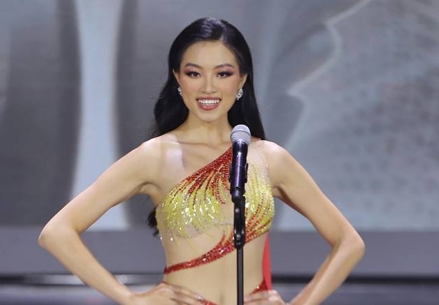 Doan Thu Thuy dang quang Hoa hau The thao Viet Nam hinh anh