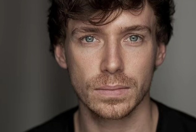 Nam dien vien qua doi o tuoi 31 khi ve tham nguoi than o My hinh anh