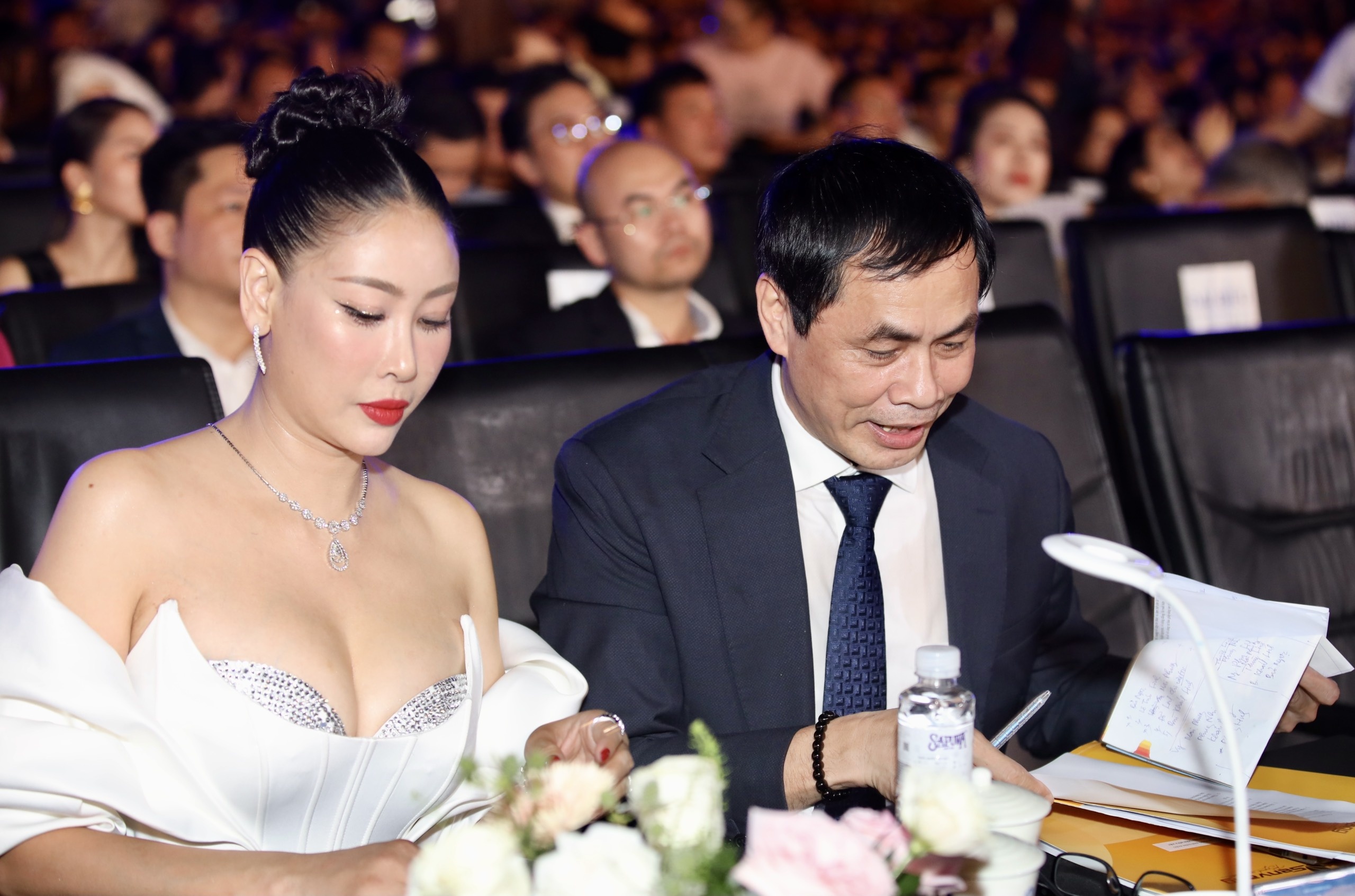 hoa hau the gioi Viet nam anh 9