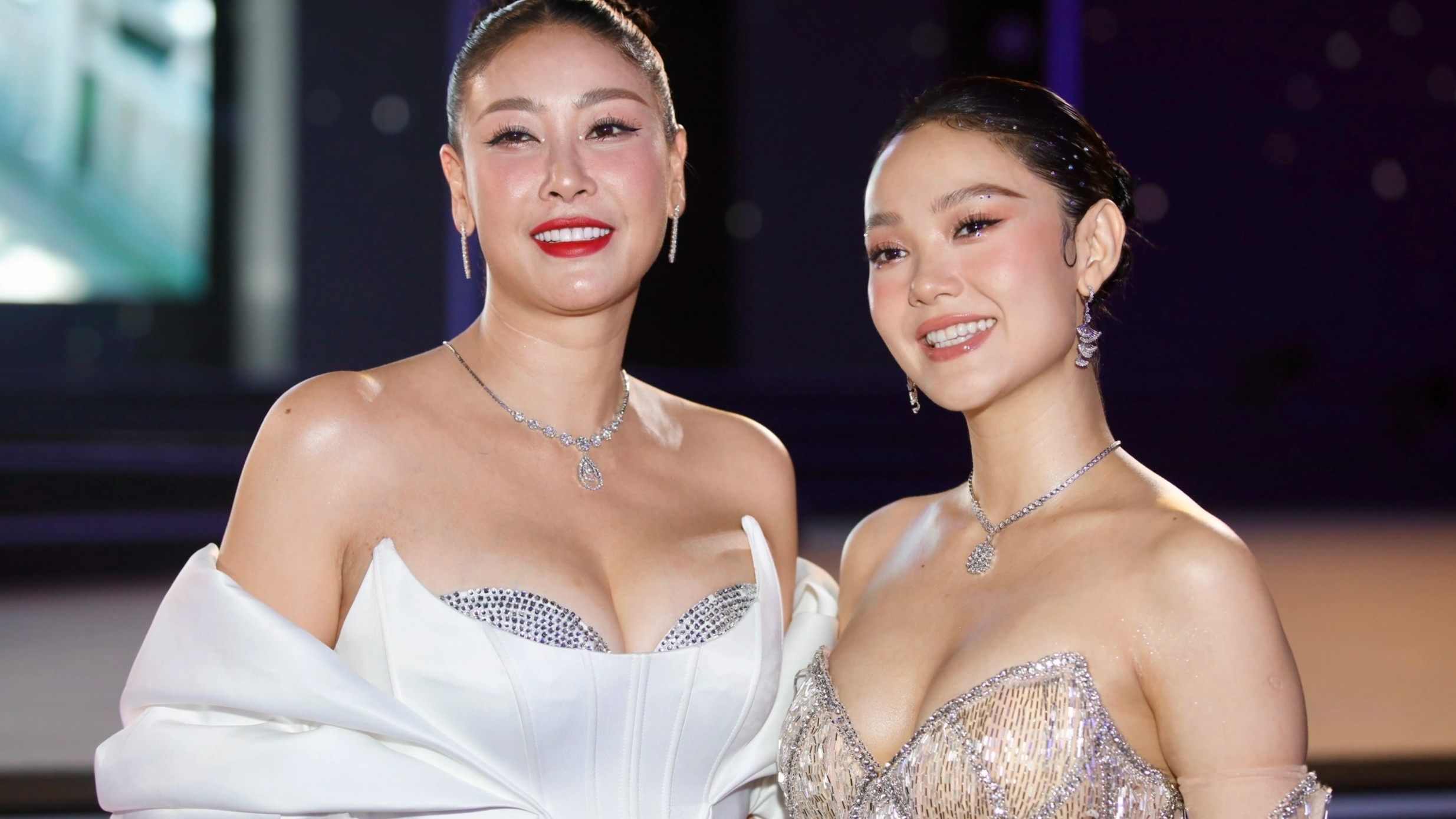 Dan sao ngoi hang ghe dau o Hoa hau The gioi Viet Nam 2022 hinh anh