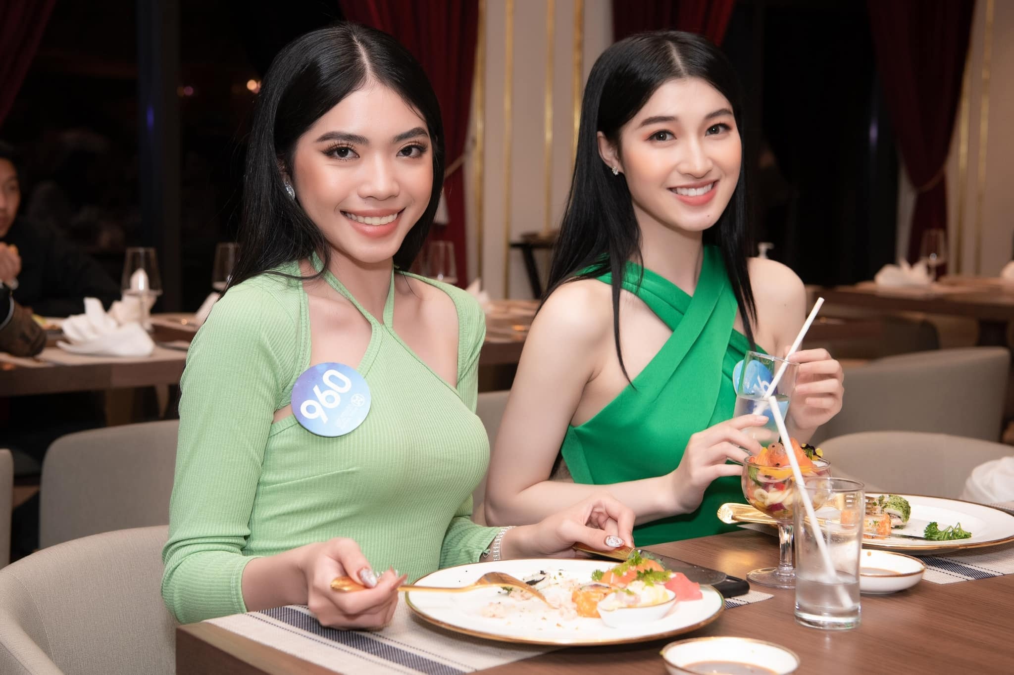 a hau phuong nhi anh 5