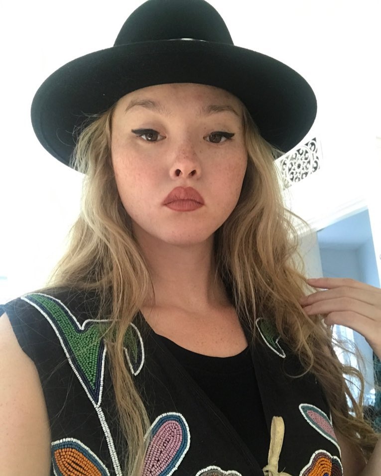 Devon Edwenna Aoki ảnh 12 Devon Edwenna Aoki anh 12