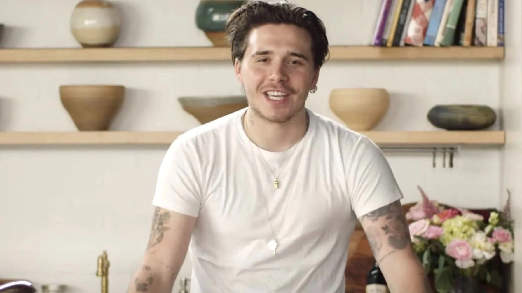 Brooklyn Beckham bi che gieu khi nhan la dau bep hinh anh