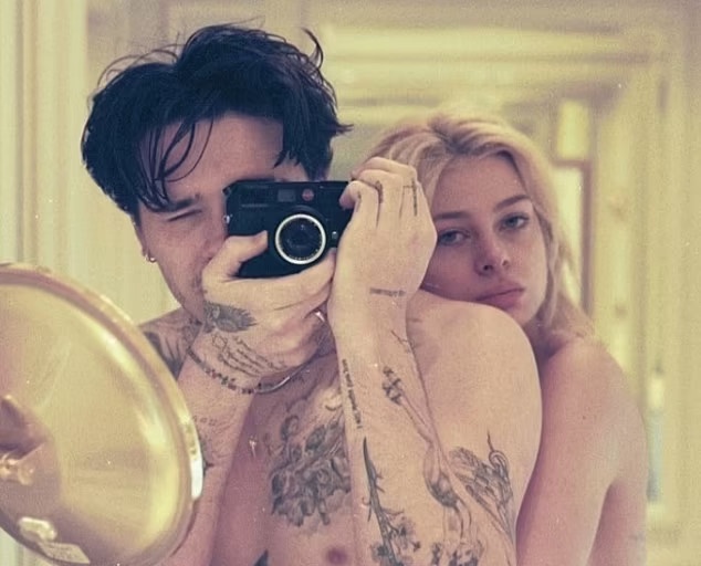 hình xăm Brooklyn Beckham ảnh 1 hinh xam Brooklyn Beckham anh 1