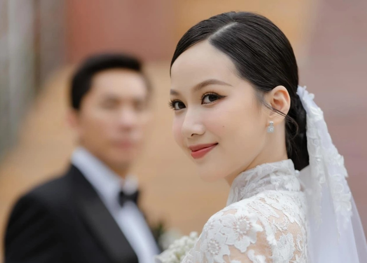 Top 5 Hoa hau Viet Nam Phuong Quynh ket hon hinh anh