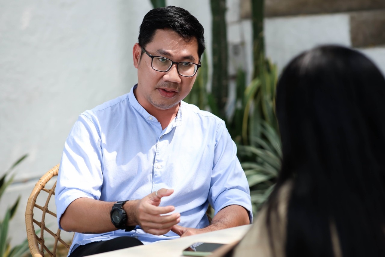 kiem duyet canh nong anh 5