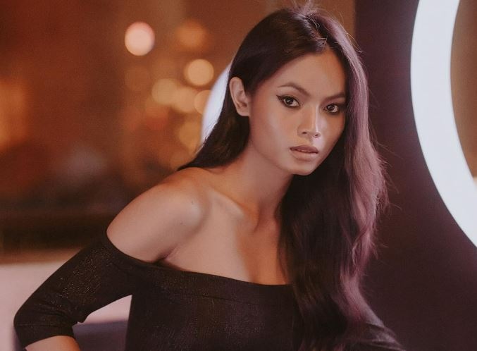 Nguoi mau Kim Sang phai tho may hinh anh