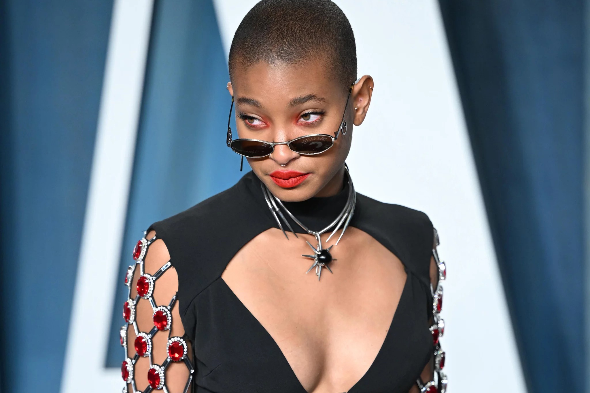 Con gai Will Smith noi ly do thich cao dau hinh anh