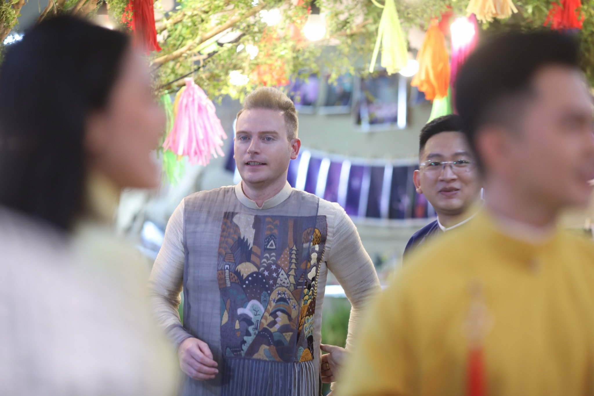 hoa hau ngoc chau anh 5