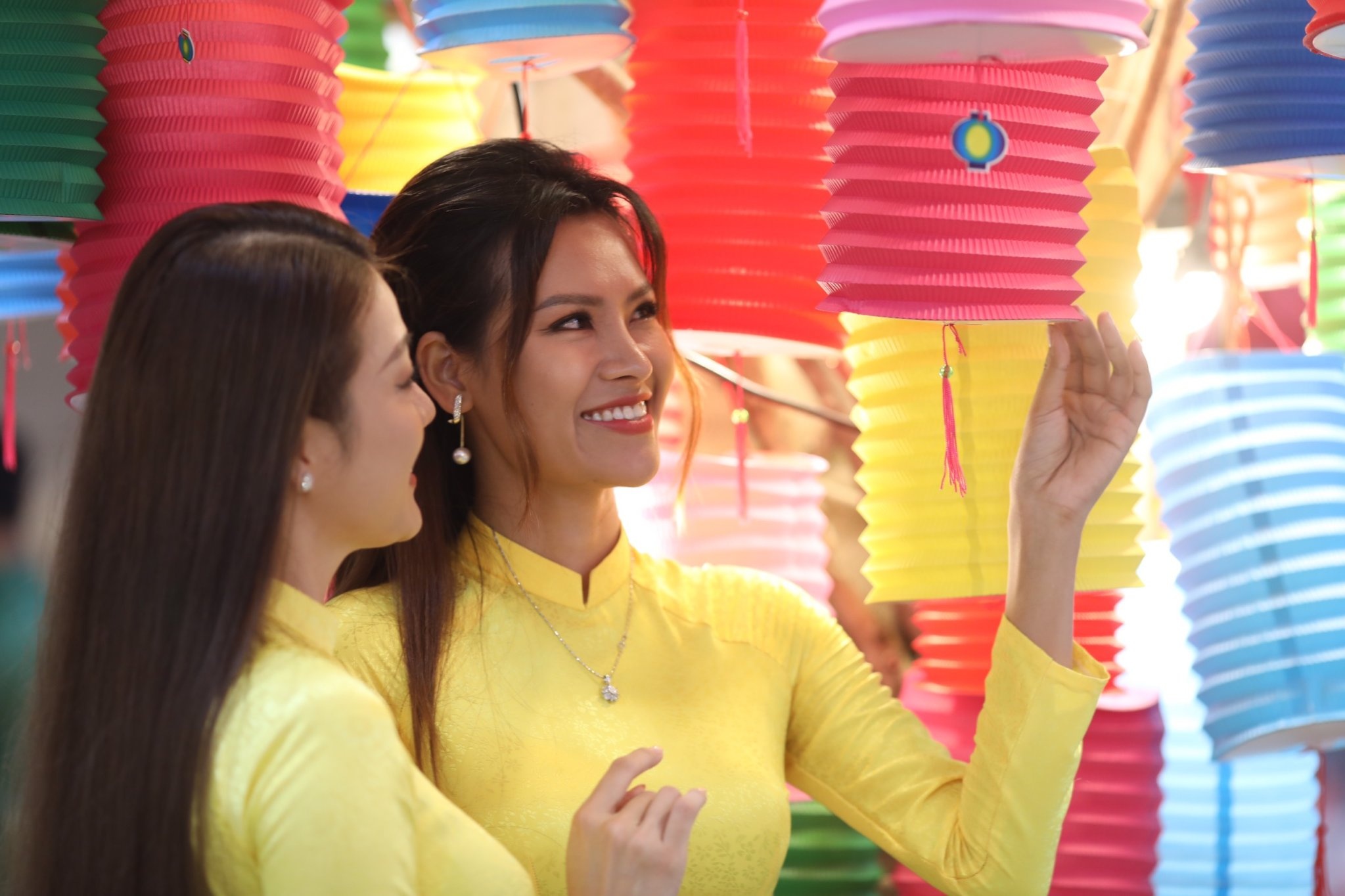 hoa hau ngoc chau anh 4