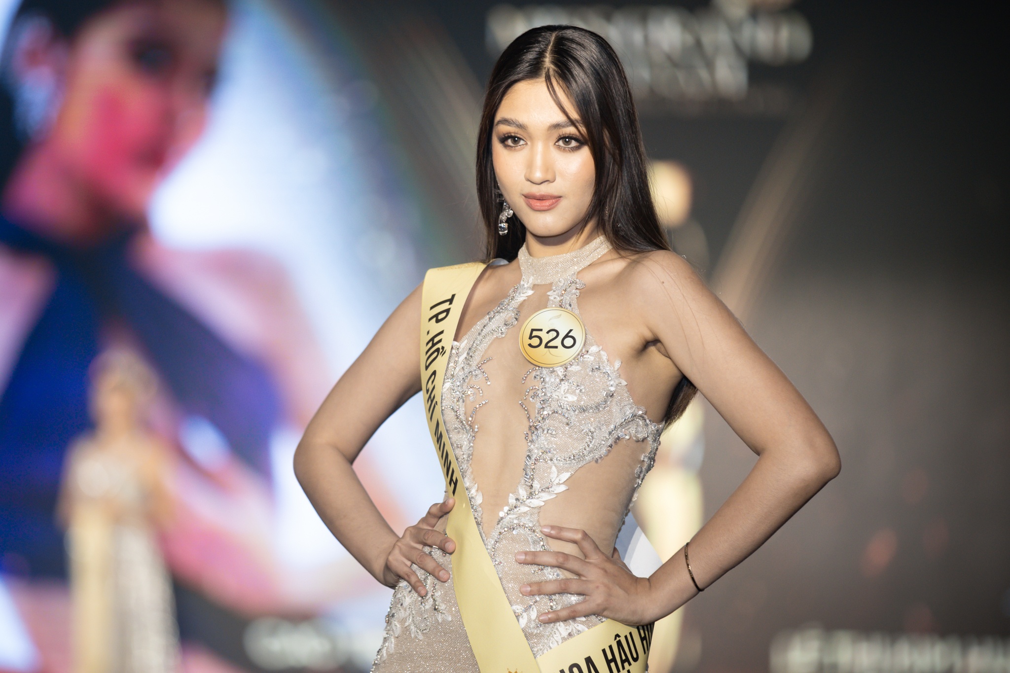 hoa hau hoa binh anh 2