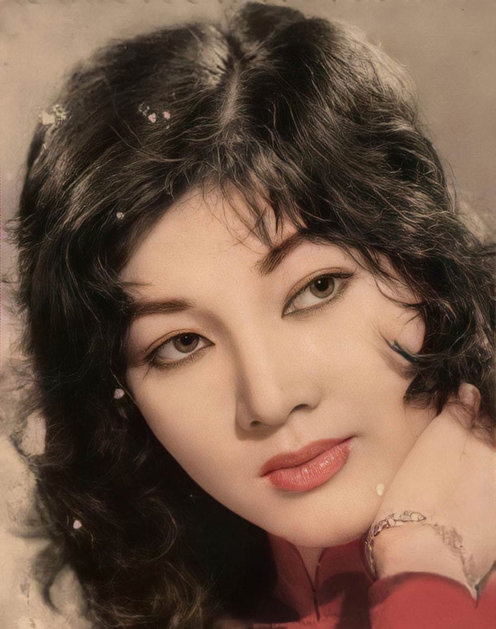 tham thuy hang anh 1