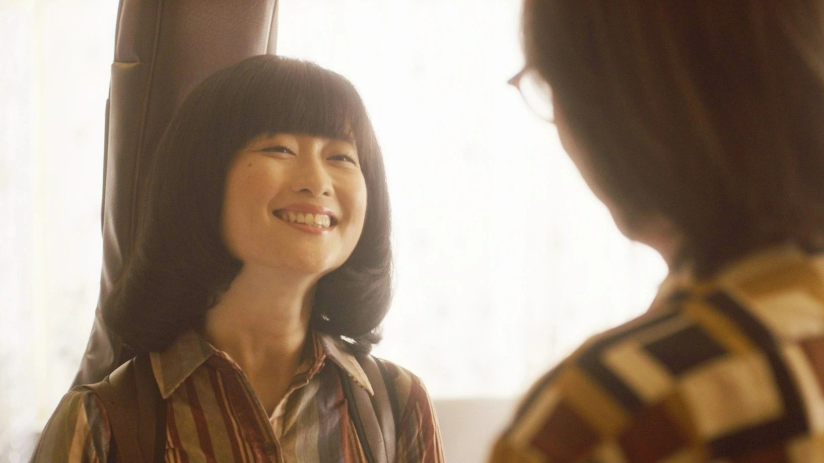 Giao su Michiko yeu cau nha san xuat phim 'Em va Trinh' xin loi hinh anh